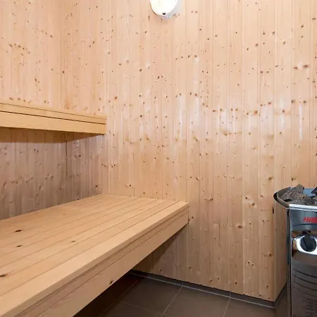 18 Person In N Rre Nebel Holiday home *
