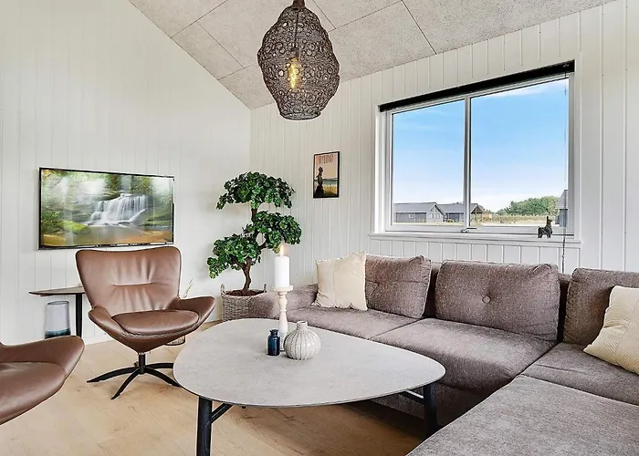 Дом отдыха Luxury Retreat With Pool - By Traum *